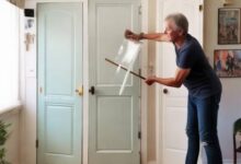 防盗门焕然一新：教你一招轻松重新喷漆