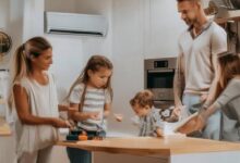 手机充电时能开空调吗？安全使用指南揭秘