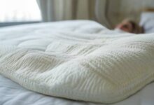 空调房里盖什么被子最舒适？夏季空调被推荐指南
