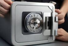 简约手动保险柜开启技巧，轻松掌握安全之门